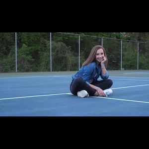 Meet your Posher, Celia